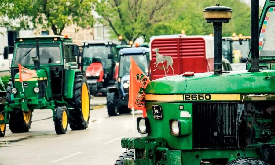 Los profesionales del campo se manifestarán con sus tractores. Foto de UPA