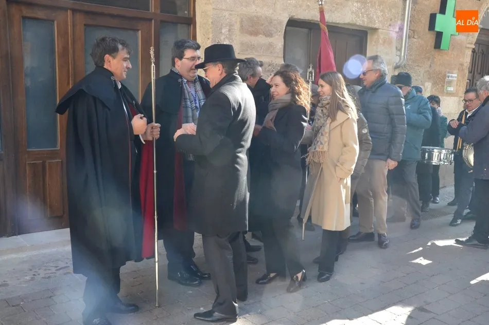 Foto 5 - El Nuncio del Papa moviliza a los mirobrigenses para engrandecer un helador D&iacute;a de San Sebasti&aacute;n  
