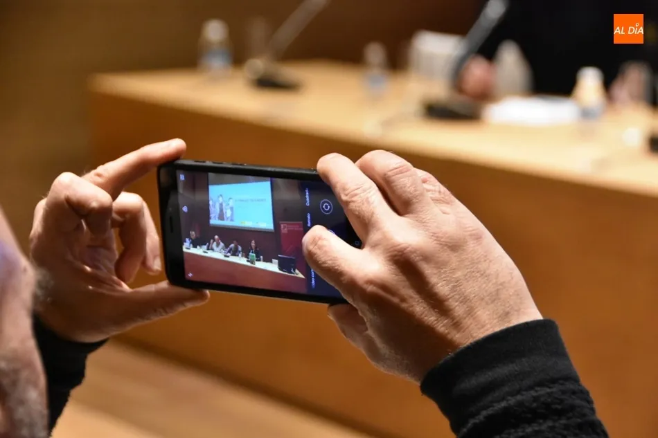 Foto 4 - &lsquo;A finales de enero&rsquo;, la cr&oacute;nica de Javier Padilla del final del franquismo y la transici&oacute;n  