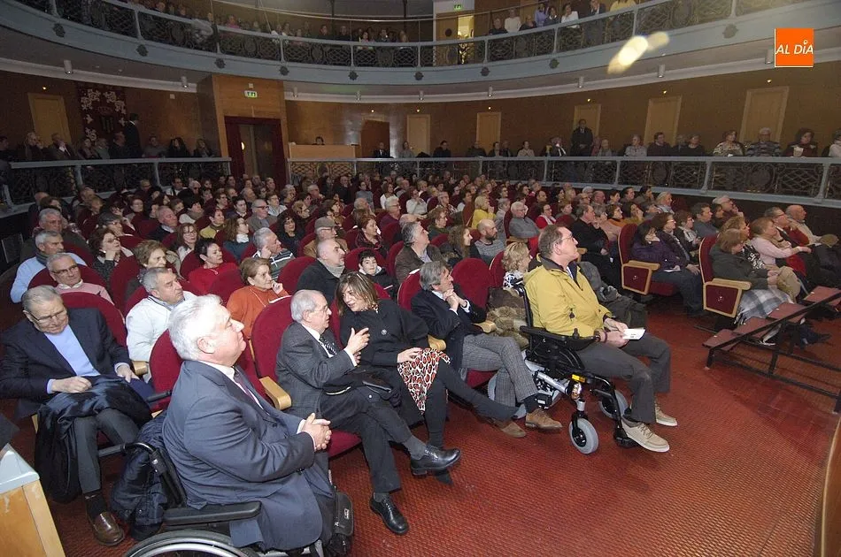 Foto 5 - El homenaje a Tato y el concierto de la Banda de Ingenieros rematan el D&iacute;a de San Sebasti&aacute;n  
