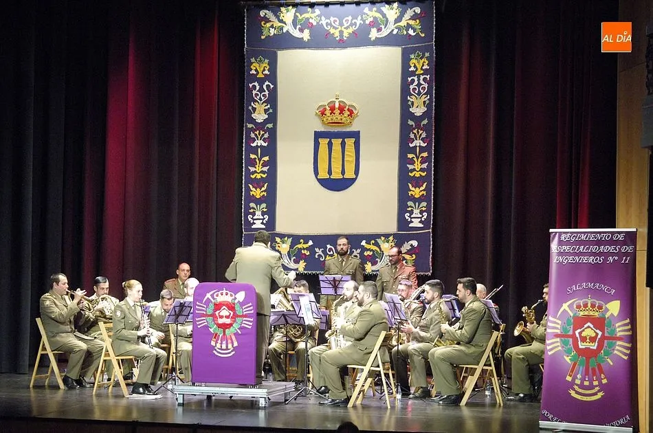 Foto 4 - El homenaje a Tato y el concierto de la Banda de Ingenieros rematan el D&iacute;a de San Sebasti&aacute;n  