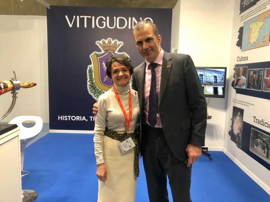 Foto 6 - El Ayuntamiento de Vitigudino da a conocer los recursos tur&iacute;sticos de la comarca en Fitur  
