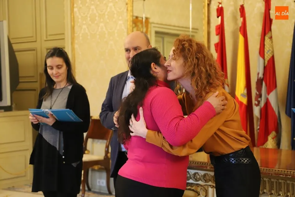 Foto 4 - D&iacute;a feliz para las once personas que han completado un curso municipal de limpieza
