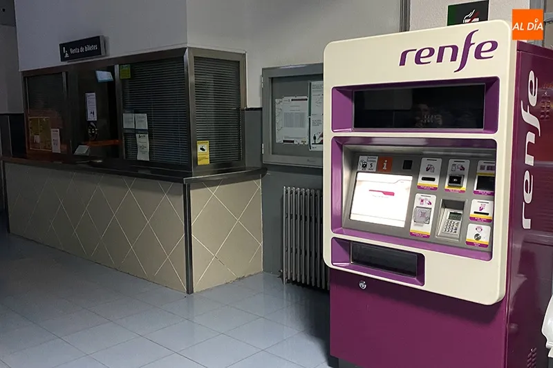 Foto 3 - La taquilla de la estaci&oacute;n de tren retoma la venta desde la pr&oacute;xima semana