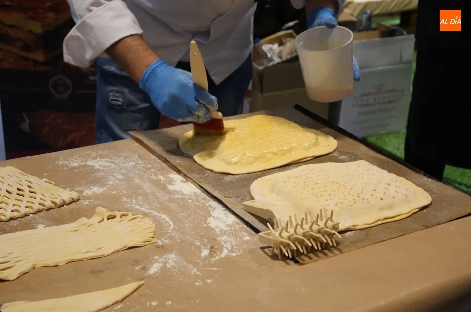 Foto 10 - La Madrile&ntilde;a, De la Santa y Venecia protagonizan la mayor degustaci&oacute;n gastron&oacute;mica albense en...