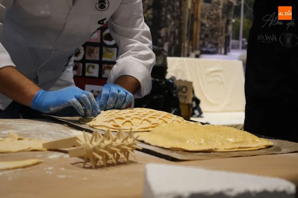 Foto 9 - La Madrile&ntilde;a, De la Santa y Venecia protagonizan la mayor degustaci&oacute;n gastron&oacute;mica albense en...