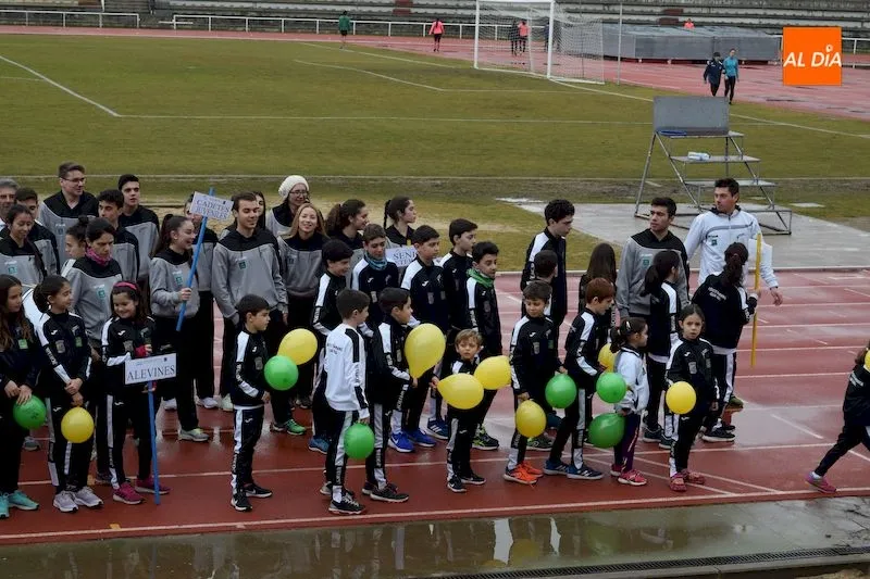 Foto 11 - El Caja Rural Atl&eacute;tico Salamanca afronta otra temporada ilusionante para el atletismo salmantino
