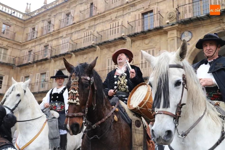 Foto 6 - Salamanca da la bienvenida a los charros de Jalisco