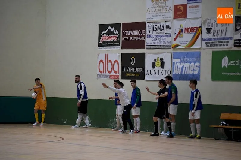 Foto 3 - Un gran Piensos Dur&aacute;n Albense hace morder la lona al &lsquo;todopoderoso&rsquo; Benavente (4-3)