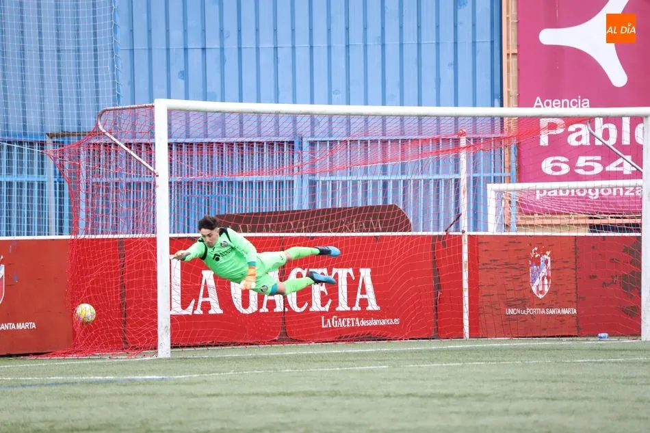 Foto 8 - El Santa Marta DHJ es remontado por el Getafe y podr&iacute;a acabar la jornada en descenso (1-3)