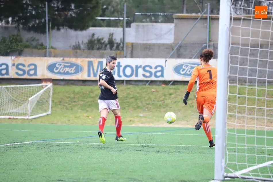 Foto 2 - Insuficiente reacci&oacute;n del Salamanca B para puntuar frente al Bupolsa (1-2)