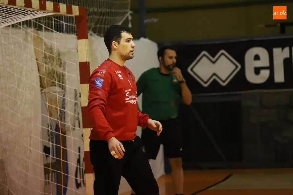 Foto 10 - Derrota para el BM Salamanca en su regreso al R&iacute;o Tormes (28-32)