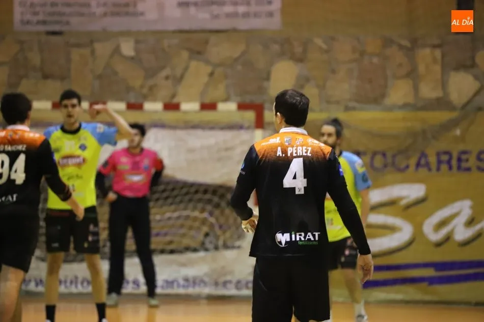 Foto 5 - Derrota para el BM Salamanca en su regreso al R&iacute;o Tormes (28-32)