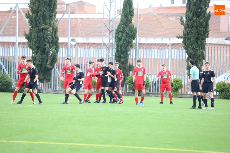 Foto 3 - Resultados, clasificaciones e im&aacute;genes del f&uacute;tbol base regional