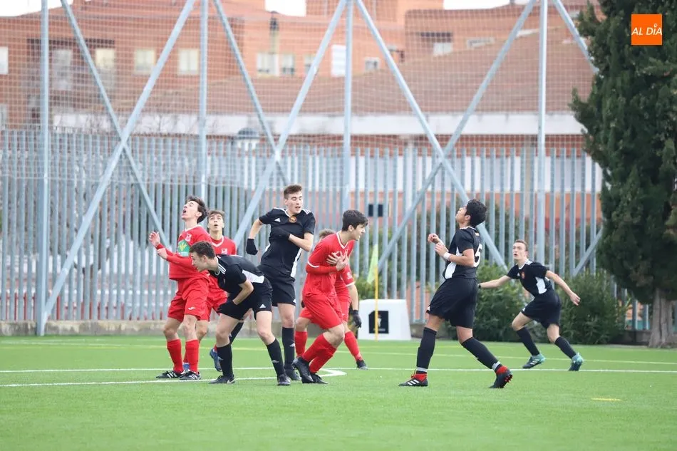 Foto 2 - Resultados, clasificaciones e im&aacute;genes del f&uacute;tbol base regional