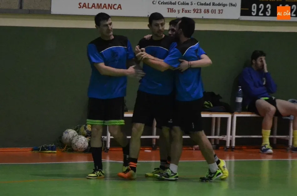 Foto 7 - La Despensa se lleva el re&ntilde;ido duelo ante Los Desperdigaos de primeros clasificados de Diputaci&oacute;n ...