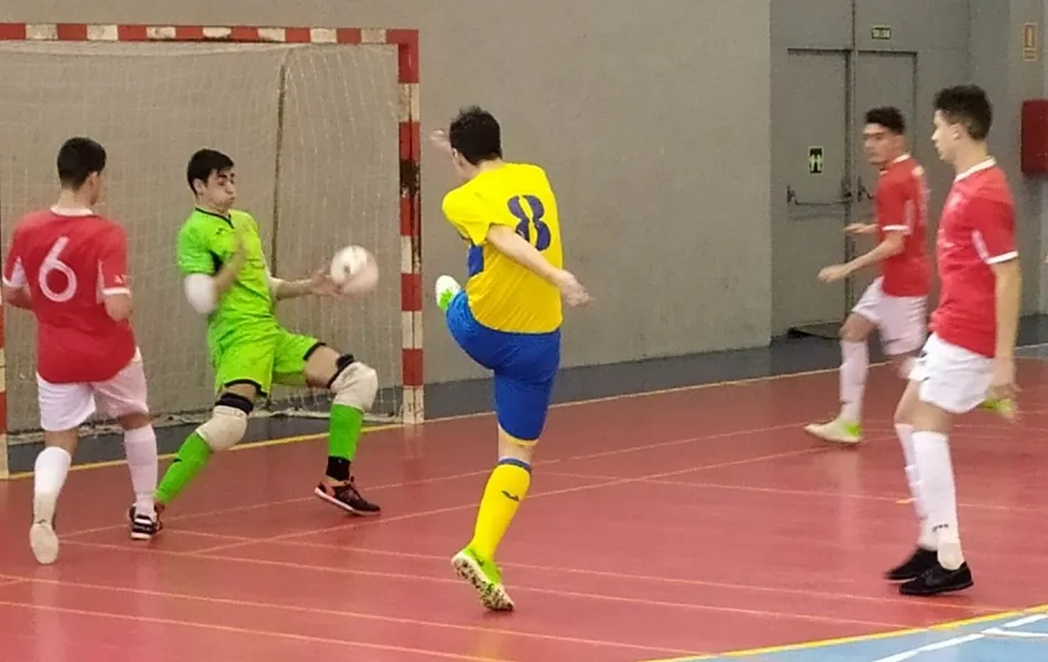 El III Juvenil saca otro meritorio punto en otro maratoniano viaje  