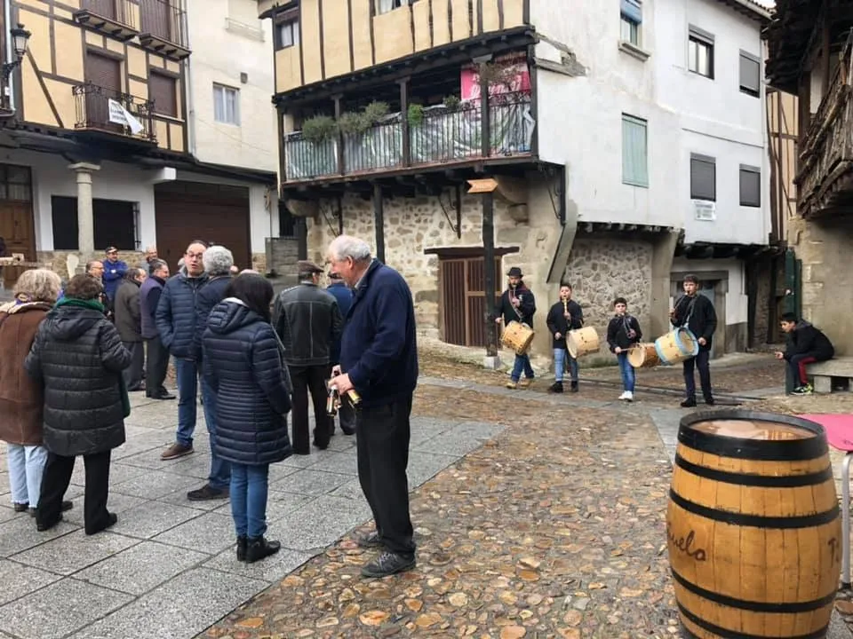 Foto 4 - San Esteban de la Sierra, fiel a su cita con la matanza