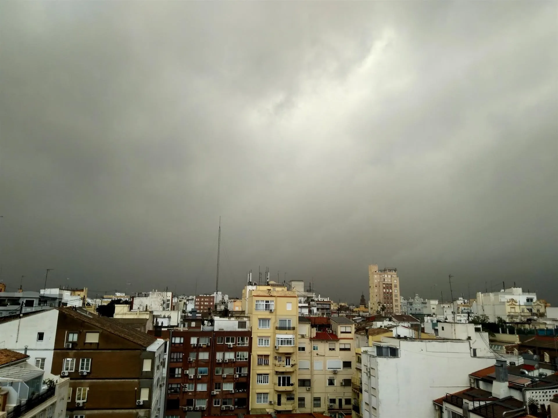 Cielo nublado en Valencia / Europa Press