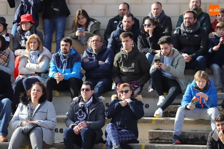 Foto 8 - La afici&oacute;n de Unionistas vibra con su equipo con el Alav&eacute;s &lsquo;B&rsquo;