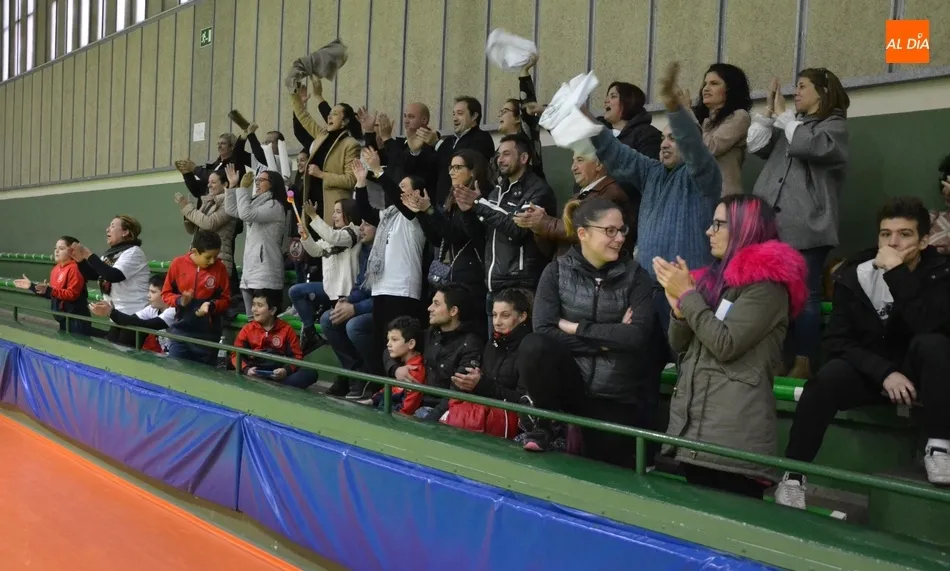 Foto 10 - El III Alev&iacute;n A se toma la revancha en el derby fratricida del Club en medio de un ambientazo  