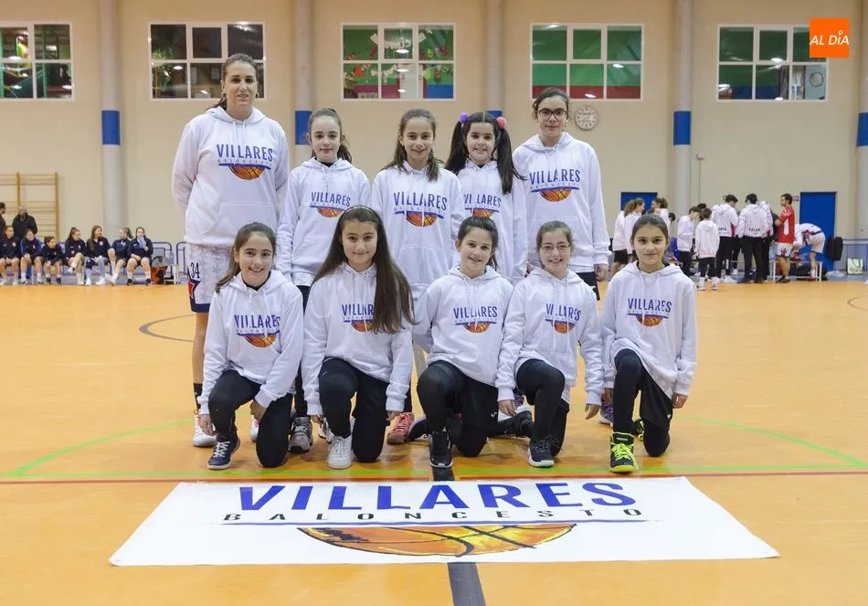 Foto 6 - Gran presentaci&oacute;n de los equipos de Villares de la Reina