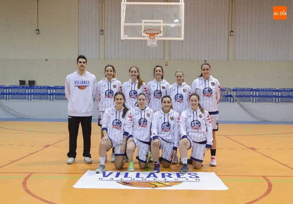 Foto 2 - Gran presentaci&oacute;n de los equipos de Villares de la Reina