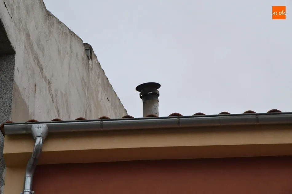 Foto 4 - La chimenea del bar de la calle C&aacute;rcabas vuelve a provocar la movilizaci&oacute;n de los Bomberos  