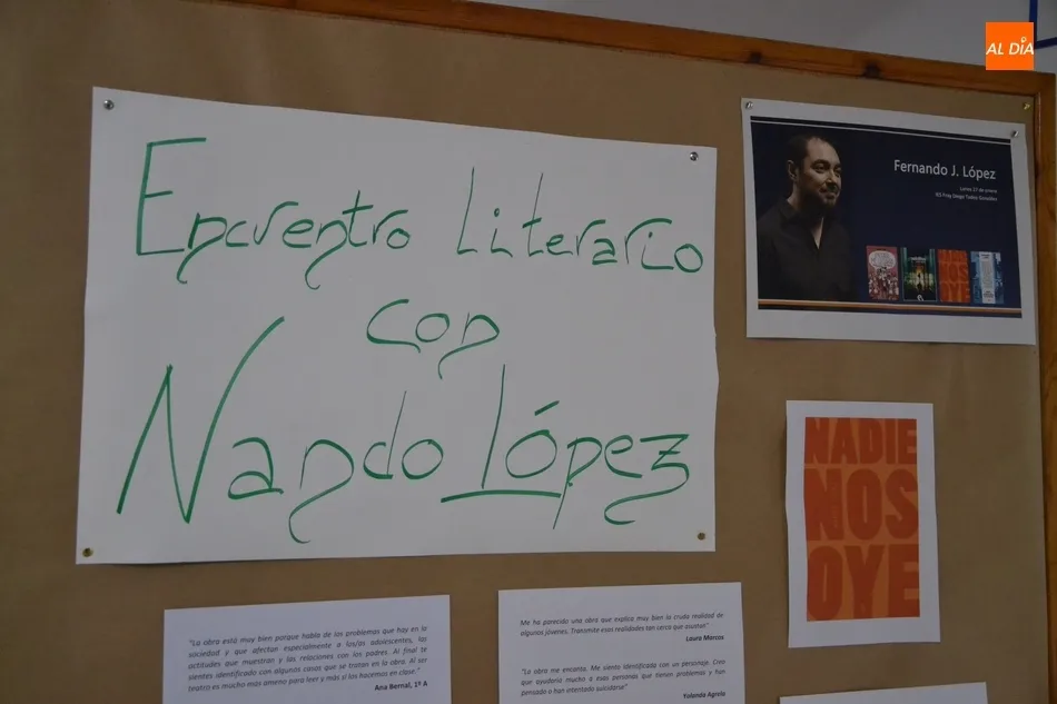 Foto 2 - El IES Fray Diego Tadeo recibe la visita del escritor Nando L&oacute;pez  