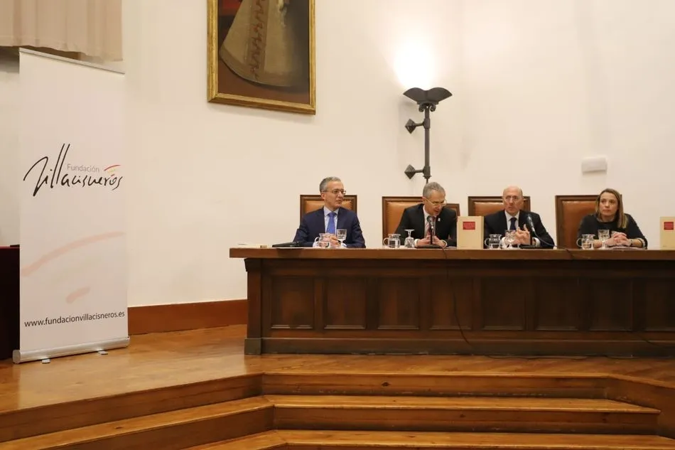 Foto 2 - Luis Heredero presenta el libro &ldquo;La protecci&oacute;n legal a las v&iacute;ctimas de terrorismo en Espa&ntilde;a:...