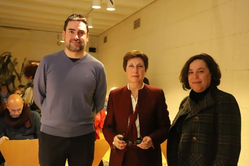 La autora, justo antes del inicio de su charla | Foto: Lydia González