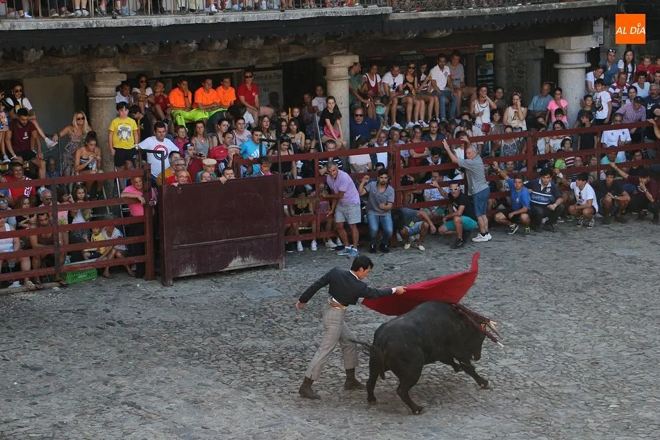 Multitudinaria novillada en La Alberca. Foto de archivo