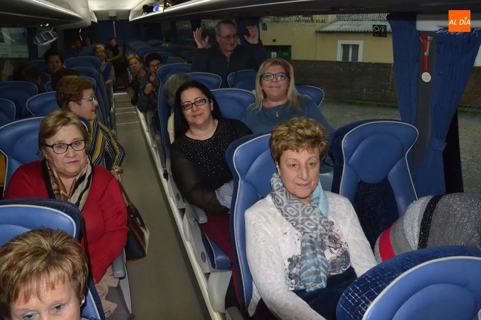 Foto 9 - Una treintena de personas viaja desde Ciudad Rodrigo al programa &lsquo;S&aacute;lvame&rsquo;  