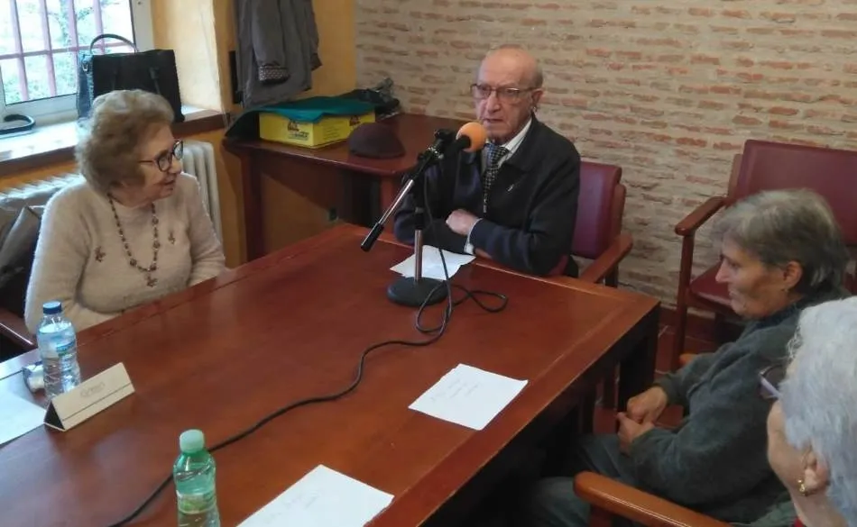 Foto 3 - Las integrantes de El Puente Radio entrevistan a Sertorio Gonz&aacute;lez  
