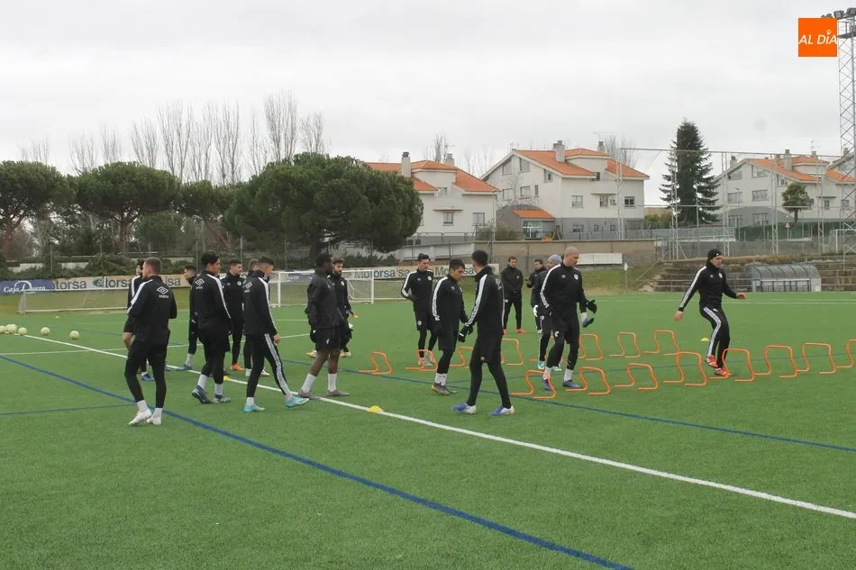 Foto 11 - El Salamanca UDS prepara el partido con el Bilbao Athletic sin Jehu, Serrano y Ubis