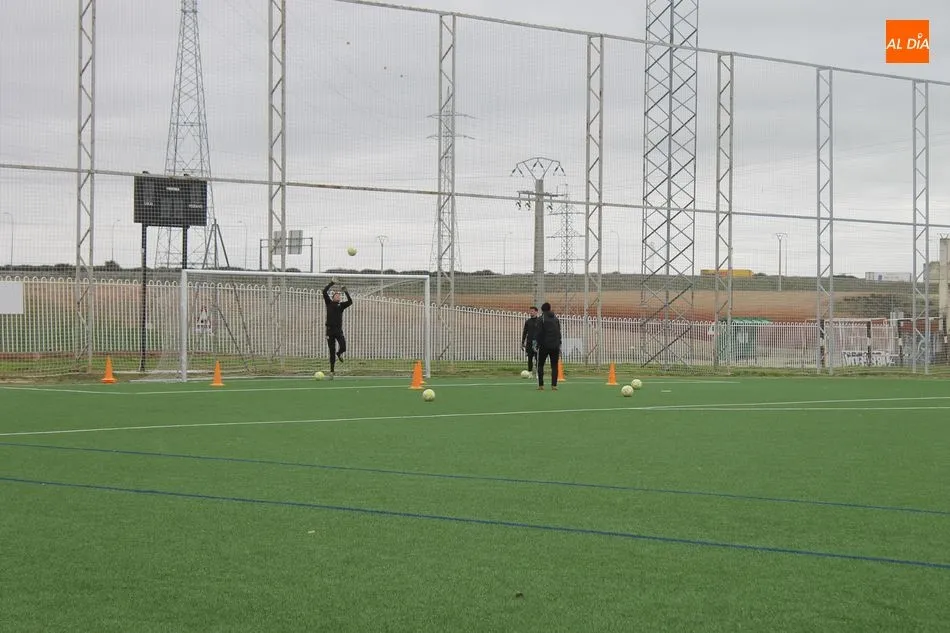 Foto 10 - El Salamanca UDS prepara el partido con el Bilbao Athletic sin Jehu, Serrano y Ubis