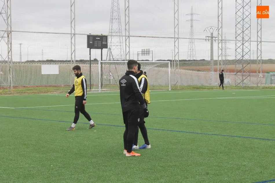Foto 7 - El Salamanca UDS prepara el partido con el Bilbao Athletic sin Jehu, Serrano y Ubis