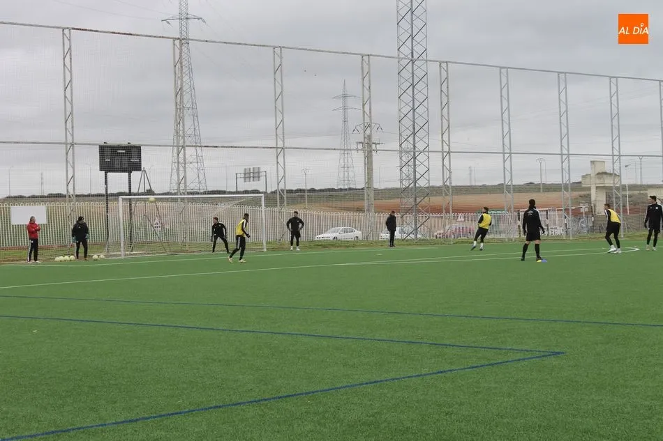 Foto 5 - El Salamanca UDS prepara el partido con el Bilbao Athletic sin Jehu, Serrano y Ubis