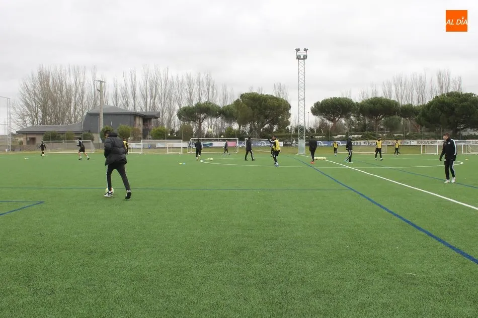 Foto 3 - El Salamanca UDS prepara el partido con el Bilbao Athletic sin Jehu, Serrano y Ubis
