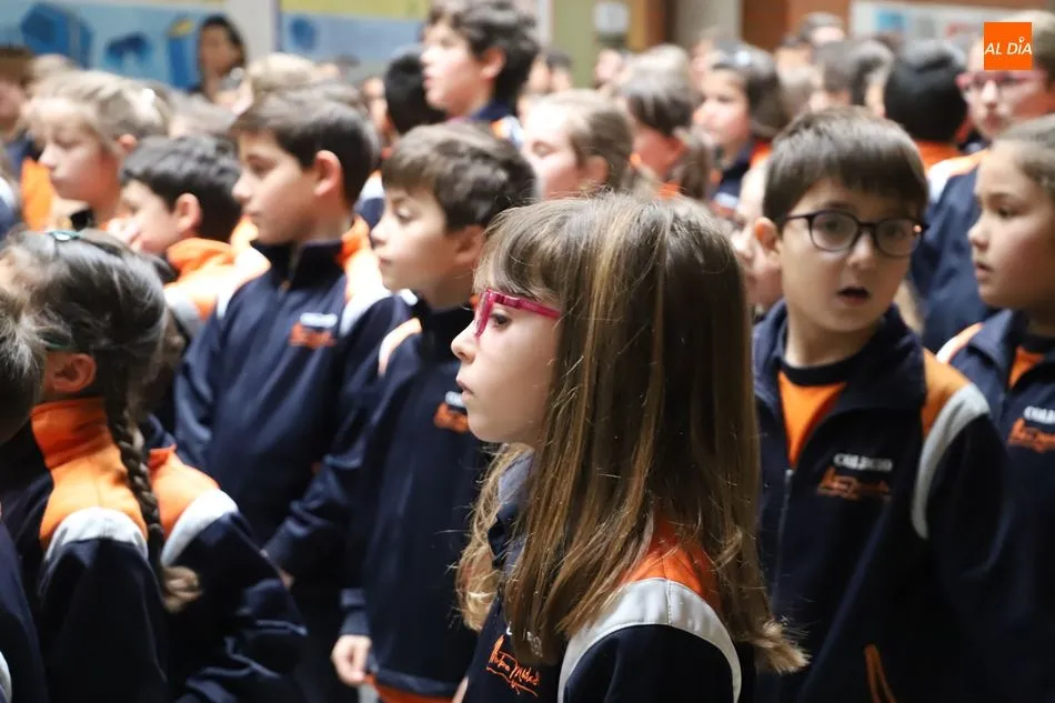 Foto 5 - Canciones para celebrar el D&iacute;a de la Paz en el colegio Antonio Machado