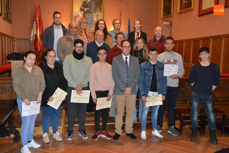 Entregados los diplomas a los 7 alumnos de la acción ‘Ciudad Rodrigo en Verde’  