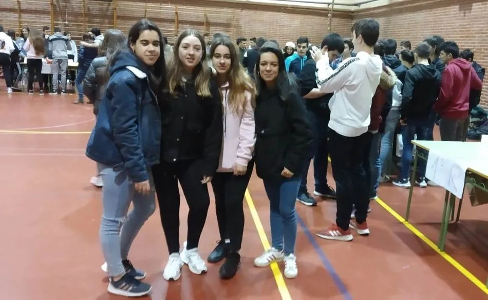 Foto 7 - Los alumnos del Fray profundizan en la jardiner&iacute;a y la orientaci&oacute;n en su D&iacute;a de la Convivencia  