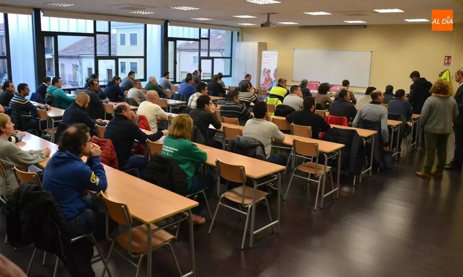 Un total de 20 aspirantes aprueban el proceso selectivo de la plaza de Peón de Jardines  