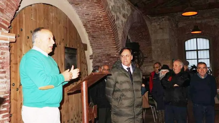 Foto 4 - El alcalde de Salamanca se une al D&iacute;a del socio y del jubilado de la empresa Mirat