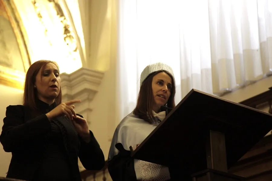 Foto 9 - Reconocimiento de la UPSA a estudiantes, profesores y empleados en la festividad de Santo Tom&aacute;s de ...