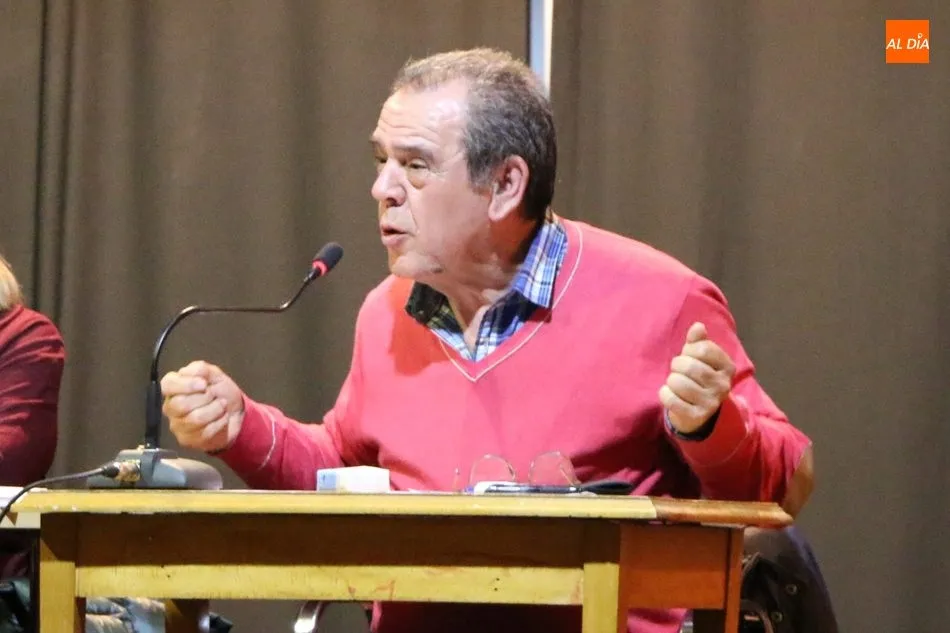 Foto 6 - Villarino alza la voz contra la reestructuraci&oacute;n sanitaria  