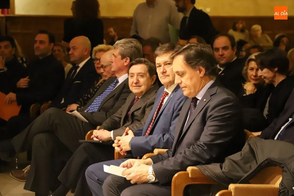 Foto 7 - Federico Jim&eacute;nez Losantos destaca en los III Premios Salvar el Archivo de Salamanca