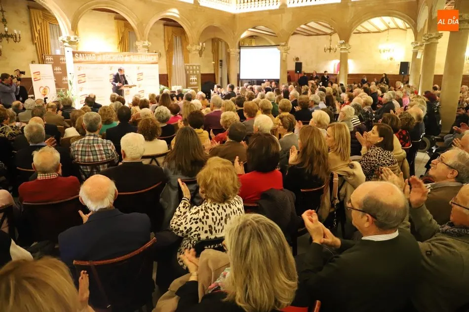 Foto 2 - Federico Jim&eacute;nez Losantos destaca en los III Premios Salvar el Archivo de Salamanca