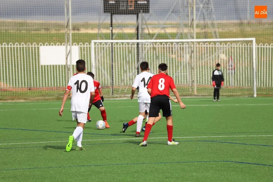Foto 11 - El Salamanca UDS &lsquo;C&rsquo; &ndash;&nbsp;Alba de Tormes de Tercera Infantil, un partido de casi 300 goles