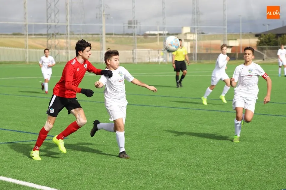Foto 6 - El Salamanca UDS &lsquo;C&rsquo; &ndash;&nbsp;Alba de Tormes de Tercera Infantil, un partido de casi 300 goles